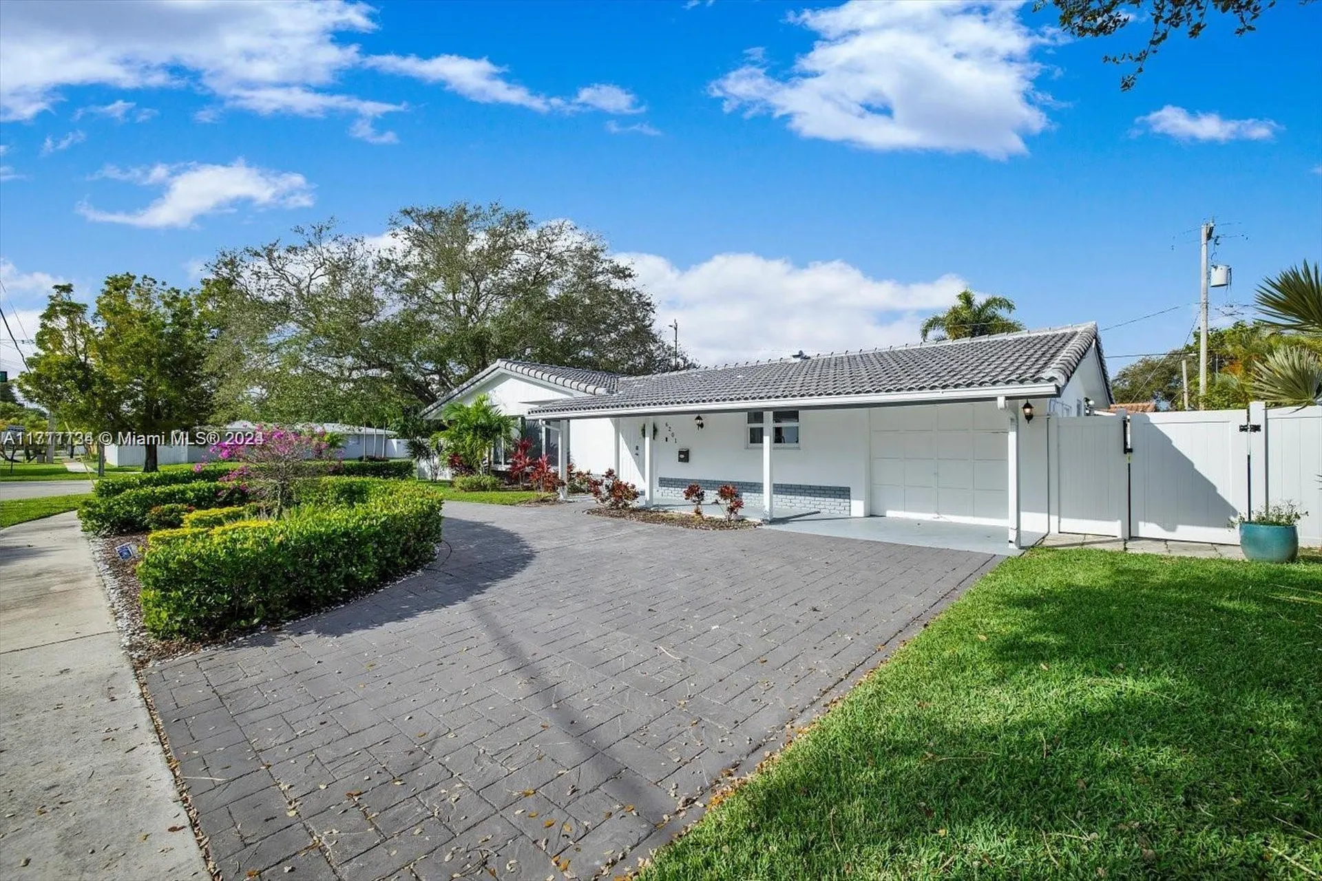 6201 NE 22nd Avenue Fort Lauderdale FL 33308