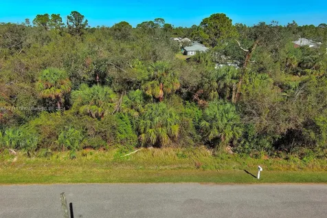 #1 Sargon Avenue North Port FL 34287