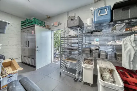 Commercial Property For Sale In North Miami North Miami FL 33161