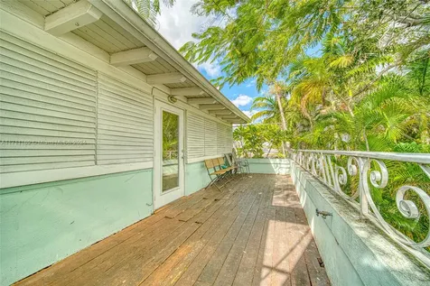 Commercial Property For Sale In North Miami North Miami FL 33161