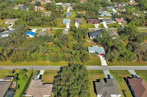 #2 Sargon Avenue North Port FL 34287