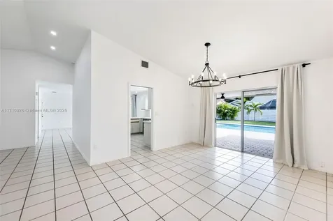 14853 SW 152nd Place Miami FL 33196
