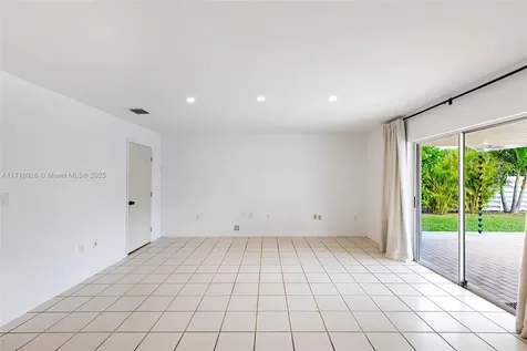 14853 SW 152nd Place Miami FL 33196
