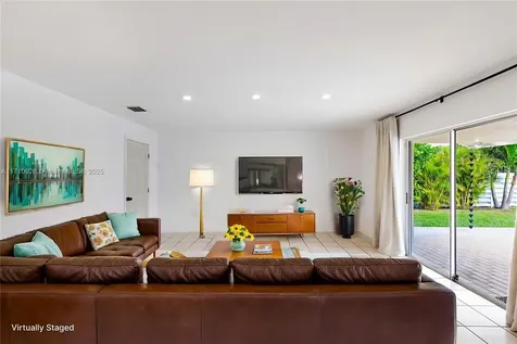 14853 SW 152nd Place Miami FL 33196