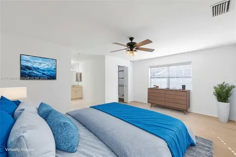 14853 SW 152nd Place Miami FL 33196