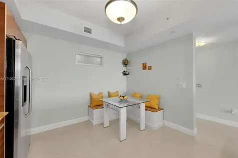3330 NE 190th Street Aventura FL 33180