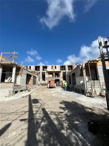 2005 Calais Drive Miami Beach FL 33141