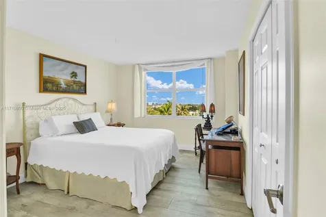 5200 N Ocean Boulevard Lauderdale By The Sea FL 33308