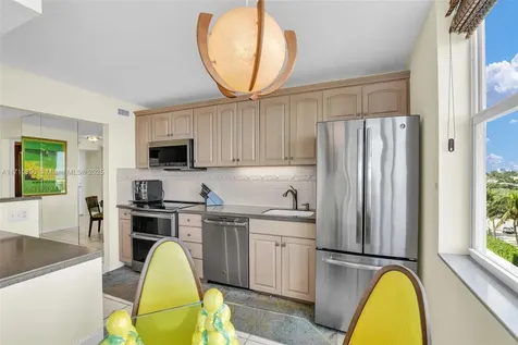 5200 N Ocean Boulevard Lauderdale By The Sea FL 33308