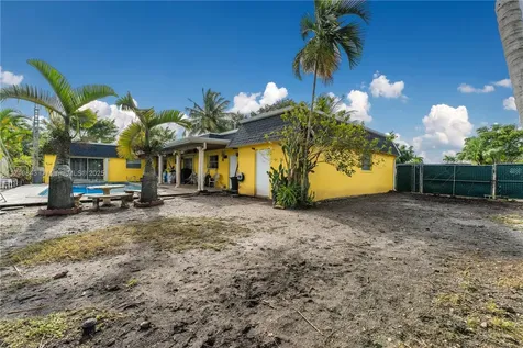 10541 SW 102nd Avenue Miami FL 33176