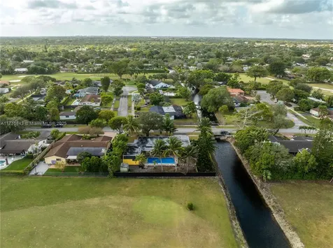 10541 SW 102nd Avenue Miami FL 33176