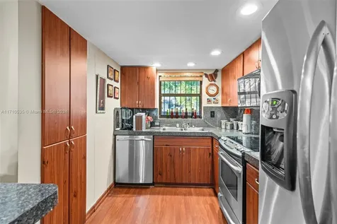 13750 Kendale Lakes Drive Miami FL 33183