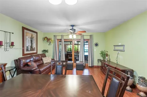 13750 Kendale Lakes Drive Miami FL 33183