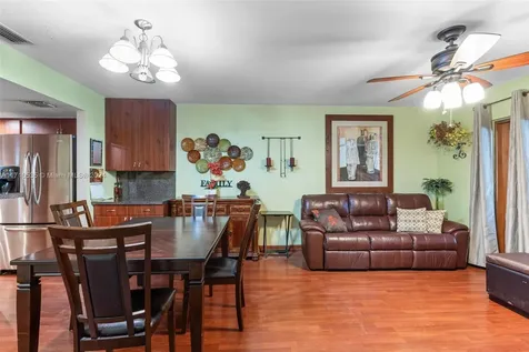 13750 Kendale Lakes Drive Miami FL 33183
