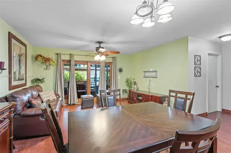 13750 Kendale Lakes Drive Miami FL 33183