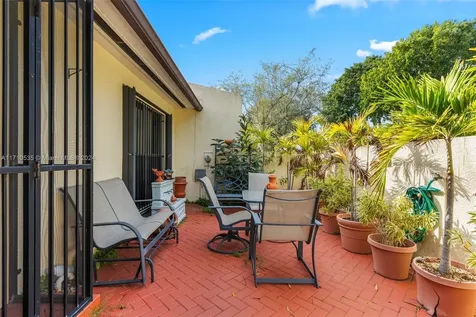 13750 Kendale Lakes Drive Miami FL 33183