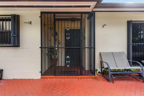 13750 Kendale Lakes Drive Miami FL 33183