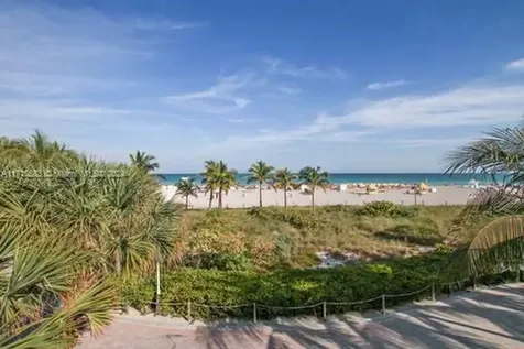 100 Lincoln Road Miami Beach FL 33139