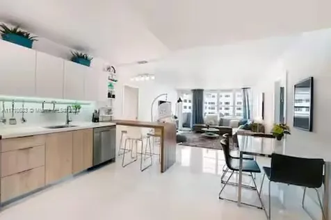 100 Lincoln Road Miami Beach FL 33139