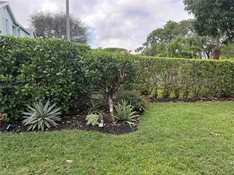 225 Waterside Drive Hypoluxo FL 33462