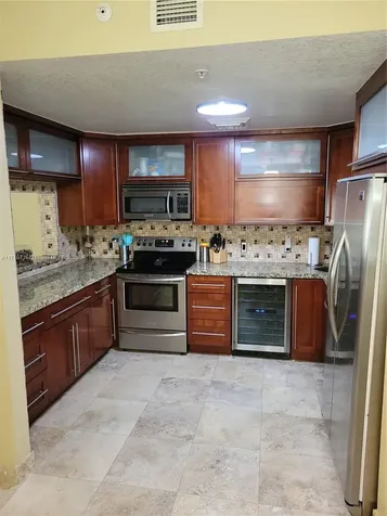 2005 Oceanwalk Terrace Pompano Beach FL 33062