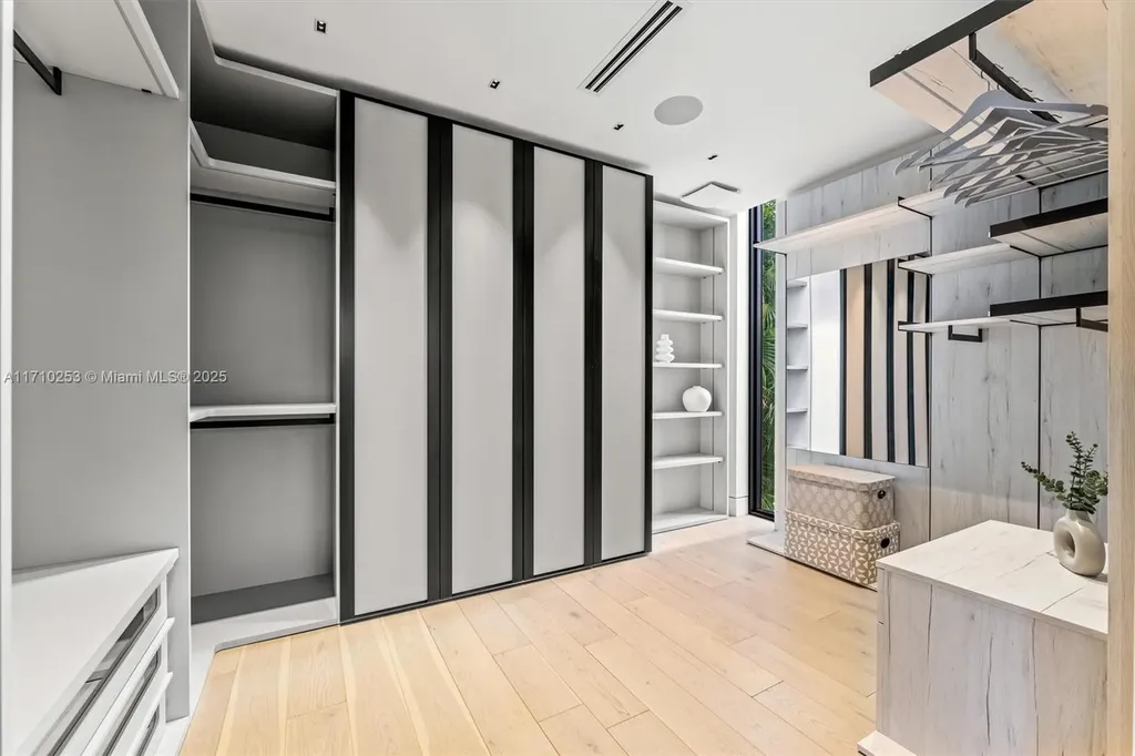 3306 NE 16th Street Fort Lauderdale FL 33304