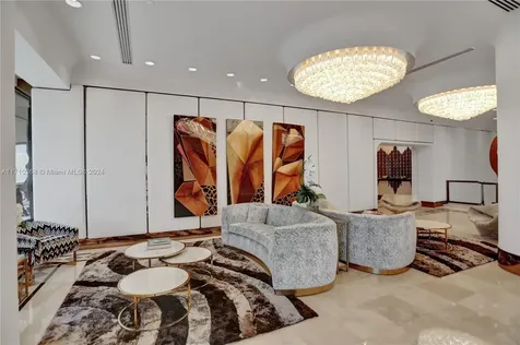 1800 NE 114th Street Miami FL 33181