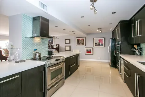 1800 NE 114th Street Miami FL 33181