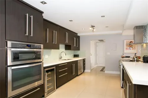 1800 NE 114th Street Miami FL 33181