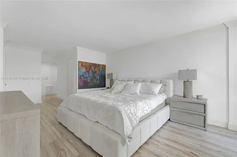 1600 S Ocean Drive Hollywood FL 33019