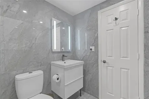 1600 S Ocean Drive Hollywood FL 33019