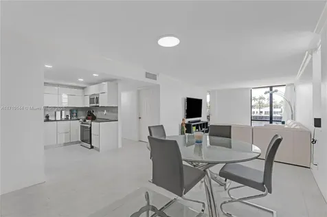 1600 S Ocean Drive Hollywood FL 33019