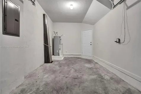 2507 SE 15th Court Homestead FL 33035
