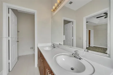 2507 SE 15th Court Homestead FL 33035