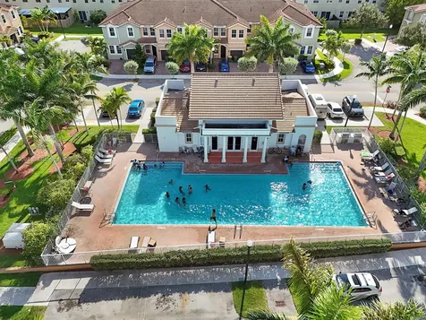 2507 SE 15th Court Homestead FL 33035