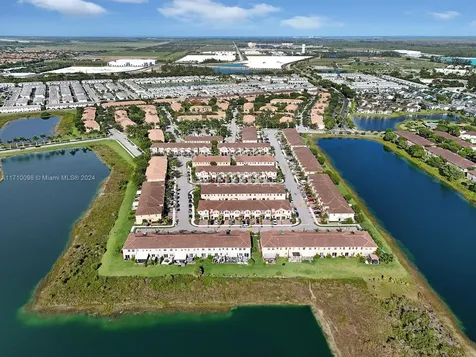 2507 SE 15th Court Homestead FL 33035