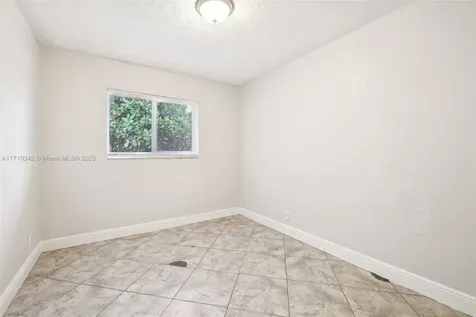6660 Charleston Street Hollywood FL 33024