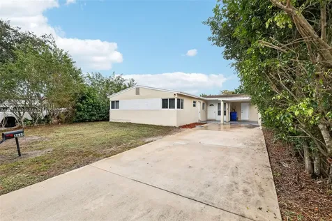 6660 Charleston Street Hollywood FL 33024