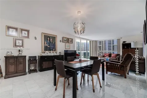 20515 E Country Club Drive Aventura FL 33180