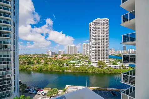 20515 E Country Club Drive Aventura FL 33180