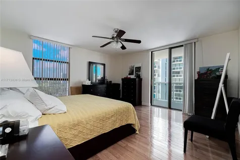 20515 E Country Club Drive Aventura FL 33180