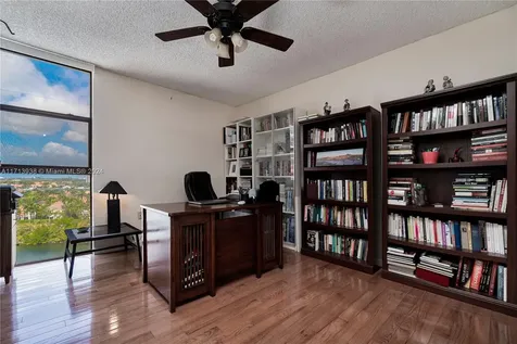 20515 E Country Club Drive Aventura FL 33180