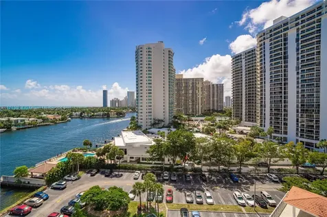 20515 E Country Club Drive Aventura FL 33180