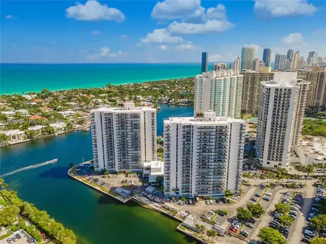 20515 E Country Club Drive Aventura FL 33180