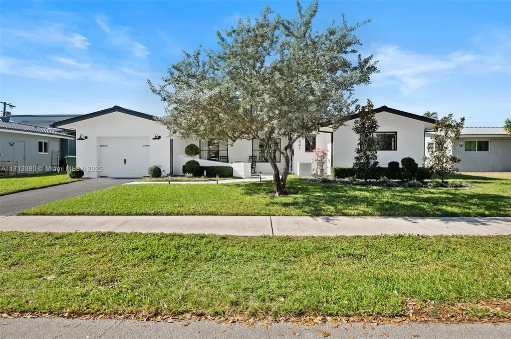 5841 NE 21st Terrace Fort Lauderdale FL 33308