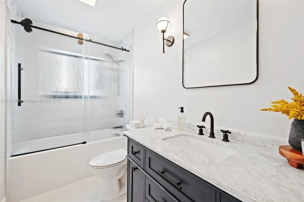 5841 NE 21st Terrace Fort Lauderdale FL 33308