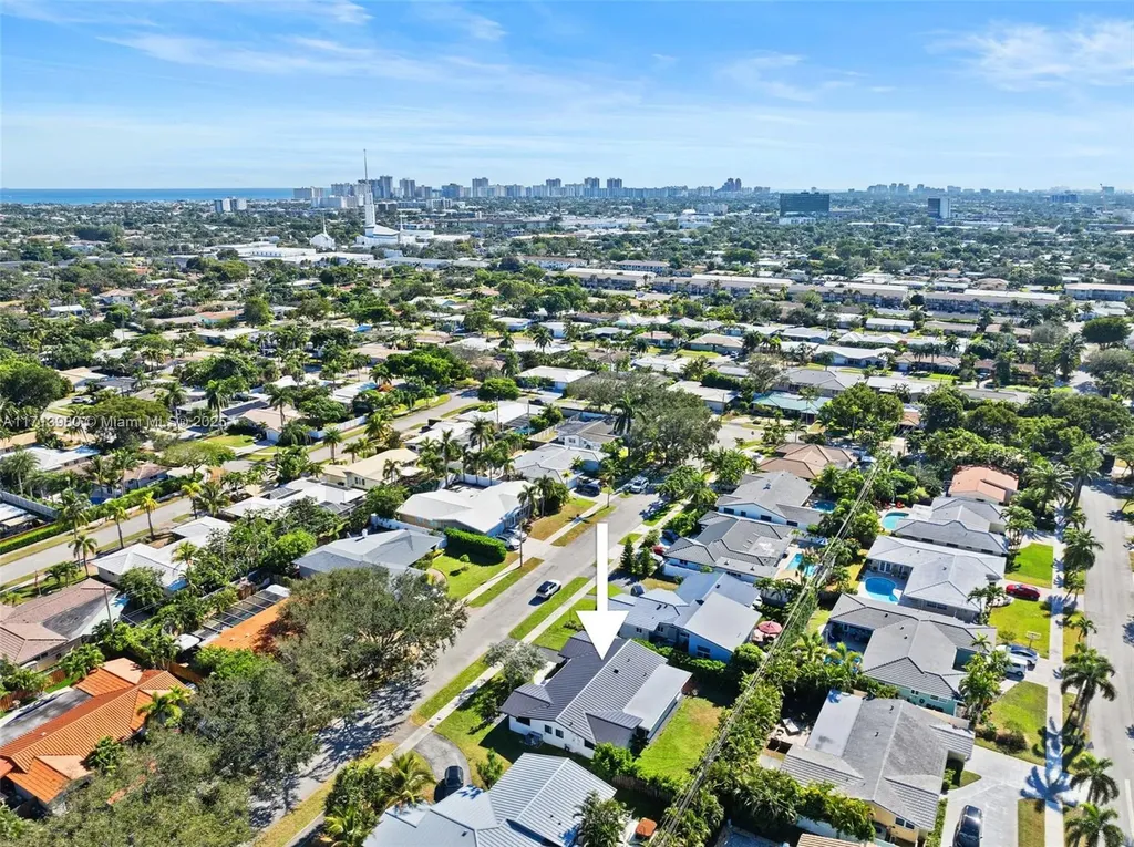 5841 NE 21st Terrace Fort Lauderdale FL 33308