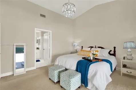 5212 NW 112th Court Doral FL 33178