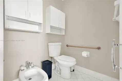 5212 NW 112th Court Doral FL 33178