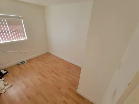 3935 NW 171st Terrace Miami Gardens FL 33055